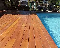 Deck de madeira movel para piscina