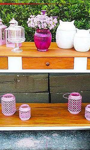 Aparador de madeira Aparador de madeira