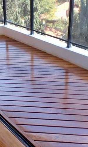 Deck de madeira varanda Deck de madeira varanda