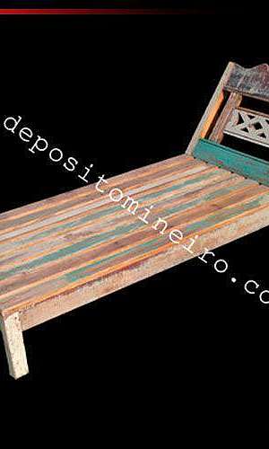 Espreguiçadeira de madeira para piscina Espreguiçadeira de madeira para piscina