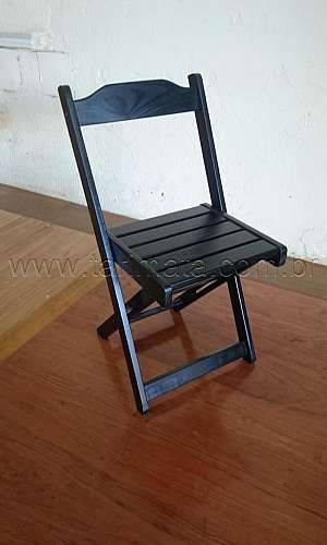 Fábrica de cadeiras de madeira
