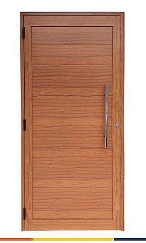 Porta de madeira com batente de alumínio Porta de madeira com batente de alumínio