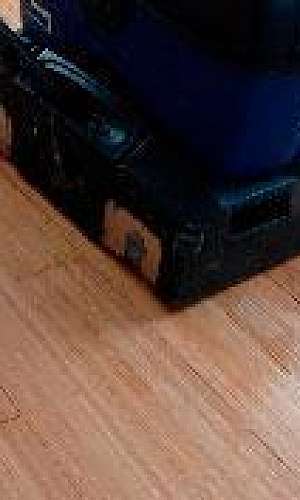 Produto para limpar piso de taco Produto para limpar piso de taco