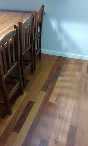 Raspagem de tacos de madeira Raspagem de tacos de madeira