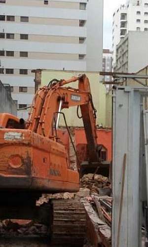 Serviço de demolição Serviço de demolição